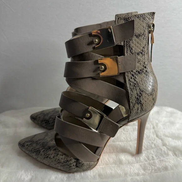 MARCIANO Leather Python Snake Print Booties - Picture 11 of 11